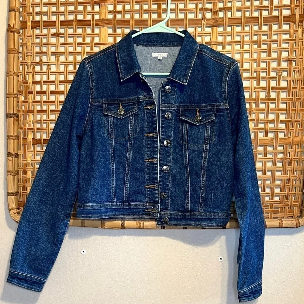 Chiqle medium wash waist crop denim jean jacket size medium - Picture 1 of 8